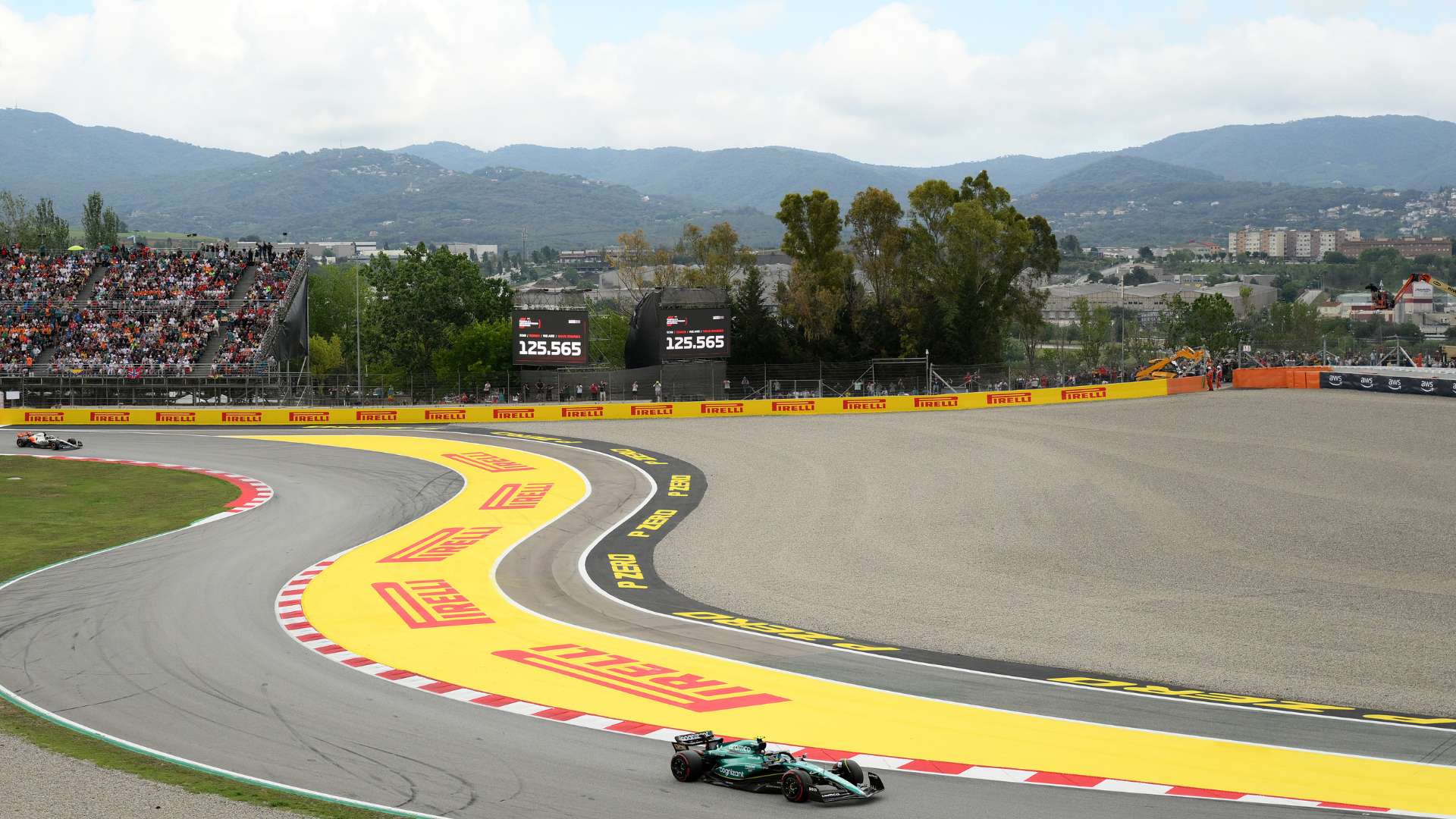 保持高水平 保持高水平